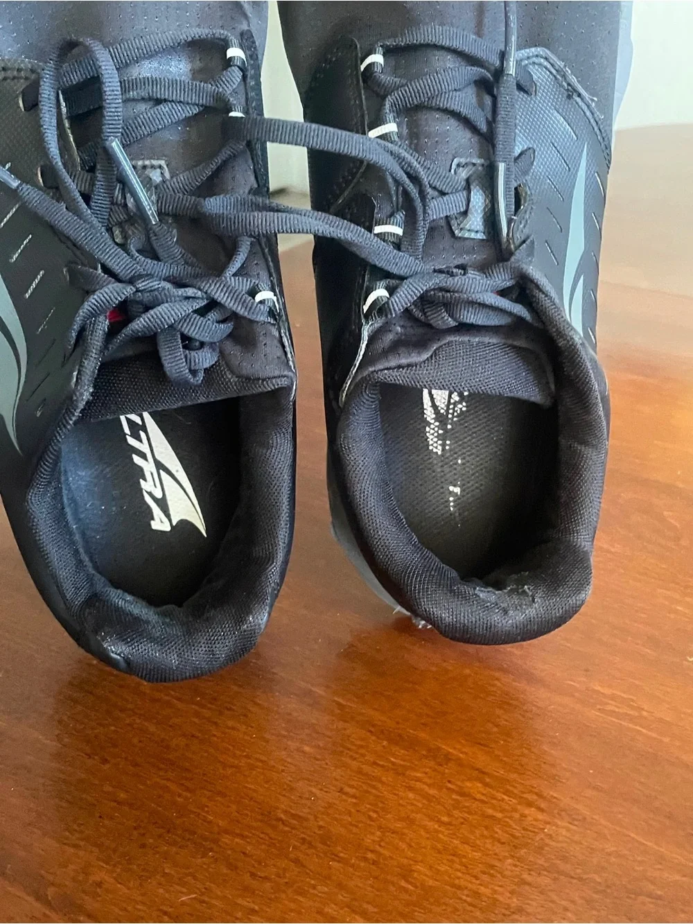 Altra superior trail